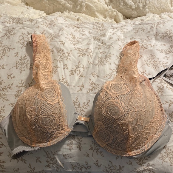 NWT Jessica Simpson Built Up Lace Bra- size 36B - Picture 1 of 7
